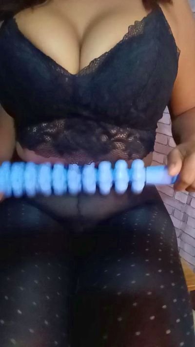 Kim_init live cam on Cam4