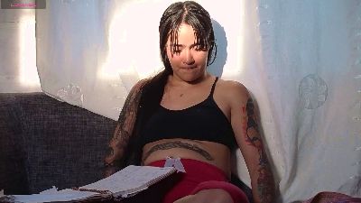 Kimandyuk live cam on Cam4