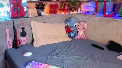 KimberlyCaprice live cam on Cam4