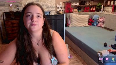 KimberlyCaprice live cam on Cam4