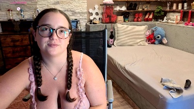 KimberlyCaprice live cam on Cam4