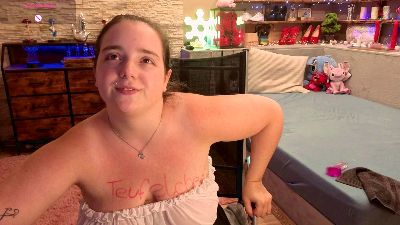 KimberlyCaprice live cam on Cam4