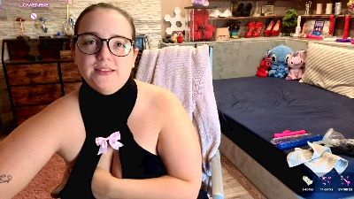KimberlyCaprice live cam on Cam4