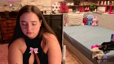 KimberlyCaprice live cam on Cam4