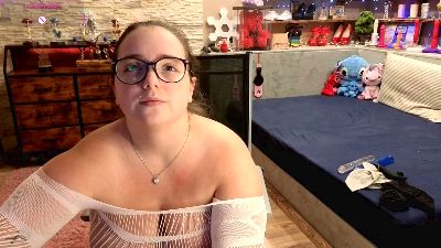 KimberlyCaprice live cam on Cam4