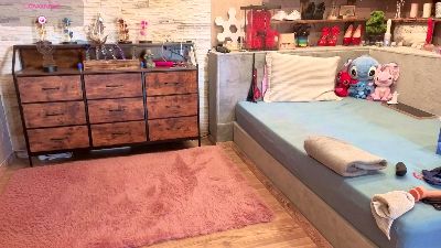 KimberlyCaprice live cam on Cam4