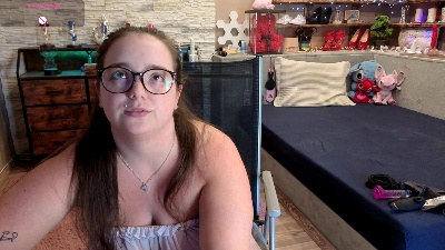 KimberlyCaprice live cam on Cam4