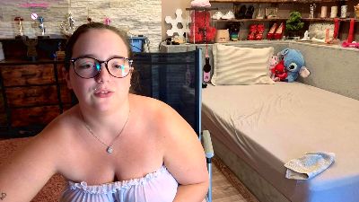 KimberlyCaprice live cam on Cam4