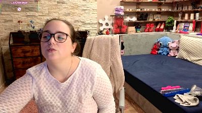 KimberlyCaprice live cam on Cam4