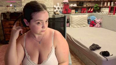 KimberlyCaprice live cam on Cam4