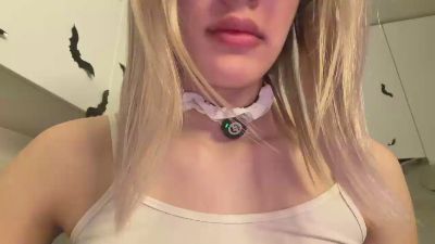 KimberlyVong live cam on Cam4