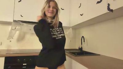 KimberlyVong live cam on Cam4