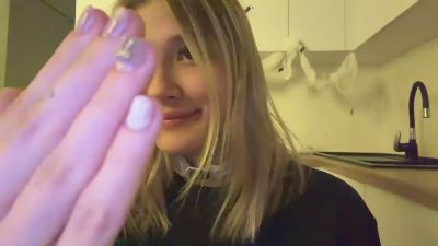 KimberlyVong live cam on Cam4