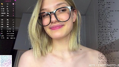 KimberlyVong live cam on Cam4