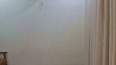 KimiHusseini live cam on Cam4