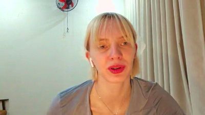 KimiHusseini live cam on Cam4