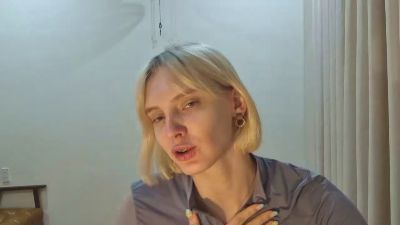 KimiHusseini live cam on Cam4