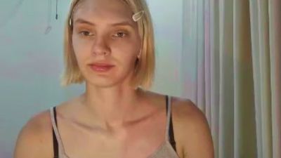 KimiHusseini live cam on Cam4