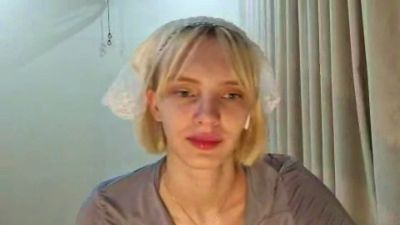 KimiHusseini live cam on Cam4