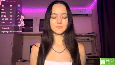 KinaVillaneuva live cam on Cam4