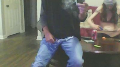 KindahornyD live cam on Cam4