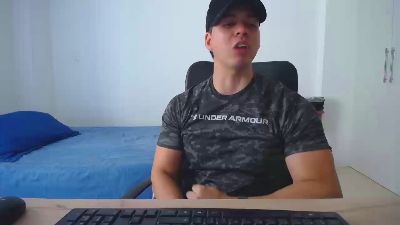 KingAlejandro live cam on Cam4