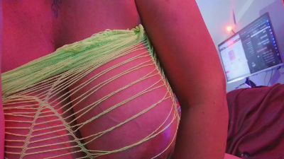 KingaCookies live cam on Cam4