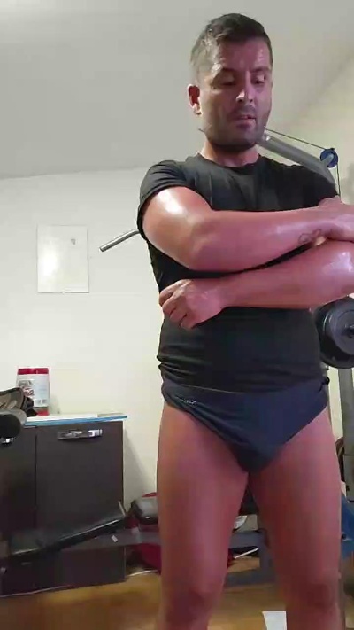 Kingbull1900 live cam on Cam4
