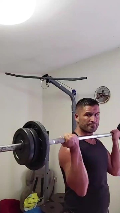 Kingbull1900 live cam on Cam4