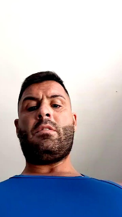 Kingbull1900 live cam on Cam4