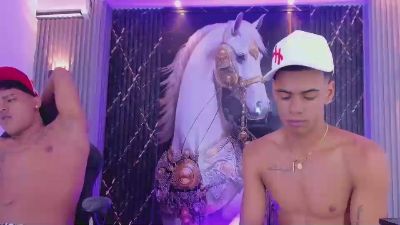 Kinghtsofnight live cam on Cam4