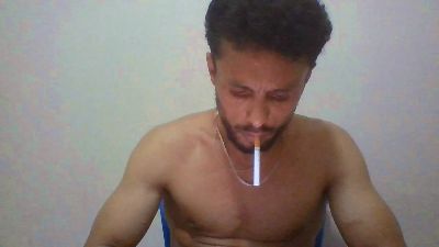 Kinglsves live cam on Cam4