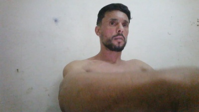 Kinglsves live cam on Cam4