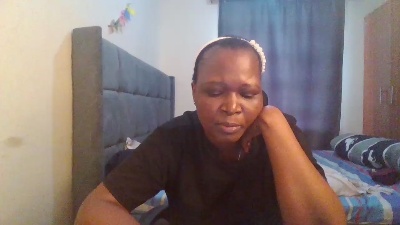 Kinky_Naya live cam on Cam4