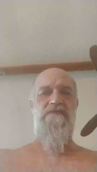 Kinky_canuck1 live cam on Cam4