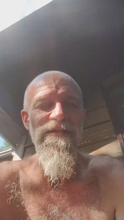 Kinky_canuck1 live cam on Cam4
