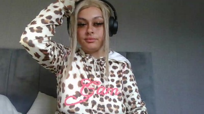Kinkykayx live cam on Cam4