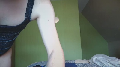Kinkyroboy live cam on Cam4