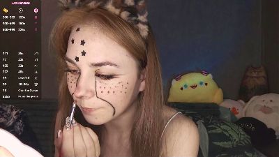 KiraAlvarran live cam on Cam4