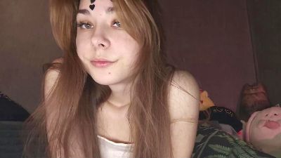 KiraAlvarran live cam on Cam4