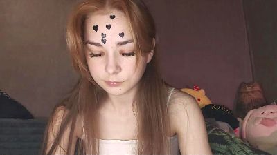 KiraAlvarran live cam on Cam4