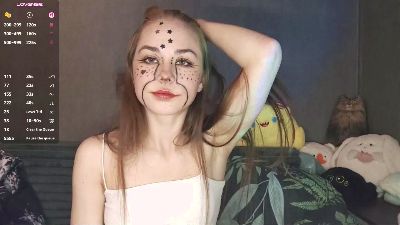 KiraAlvarran live cam on Cam4