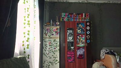 KiraAlvarran live cam on Cam4
