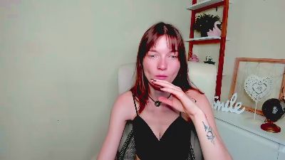KiraBliss live cam on Cam4
