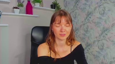 KiraBliss live cam on Cam4