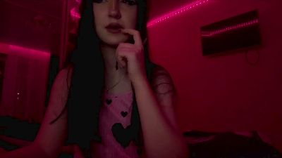 KiraLowkey live cam on Cam4