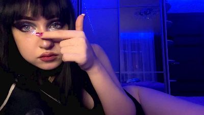 KiraLowkey live cam on Cam4