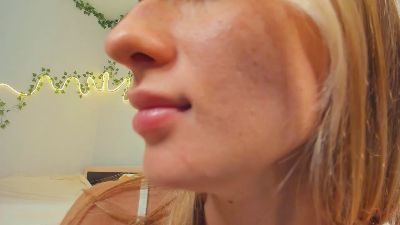 KiraRM live cam on Cam4