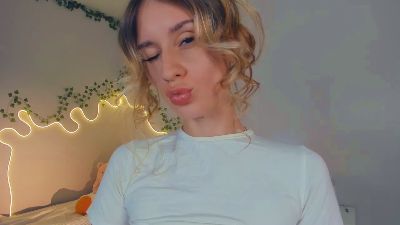 KiraRM live cam on Cam4