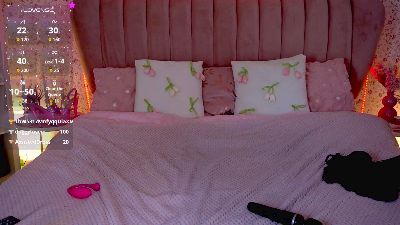 KiraRoxx live cam on Cam4